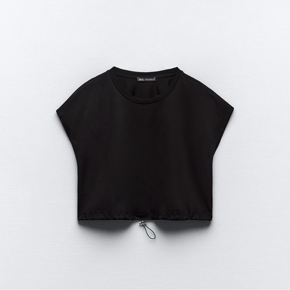 Zara Women’s Black Round Neck Toggled Crop T-Shirt Sz S